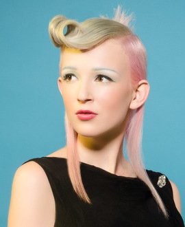 Learn an advanced Steel and Pastel Pigments Hair Colour